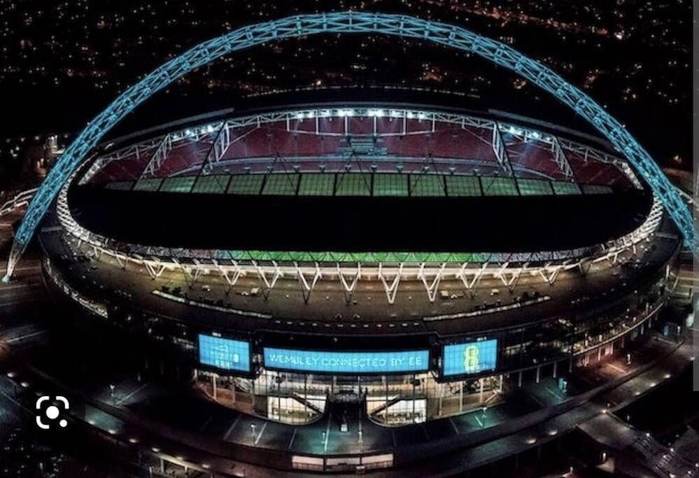 Cosy Studio Wembley Stadium Gem Διαμέρισμα Εξωτερικό φωτογραφία
